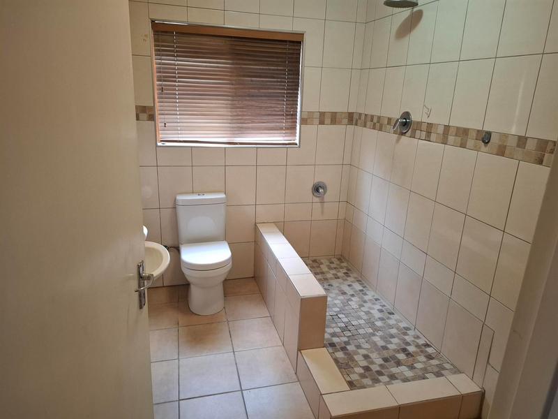 To Let 1 Bedroom Property for Rent in Welgelegen Western Cape